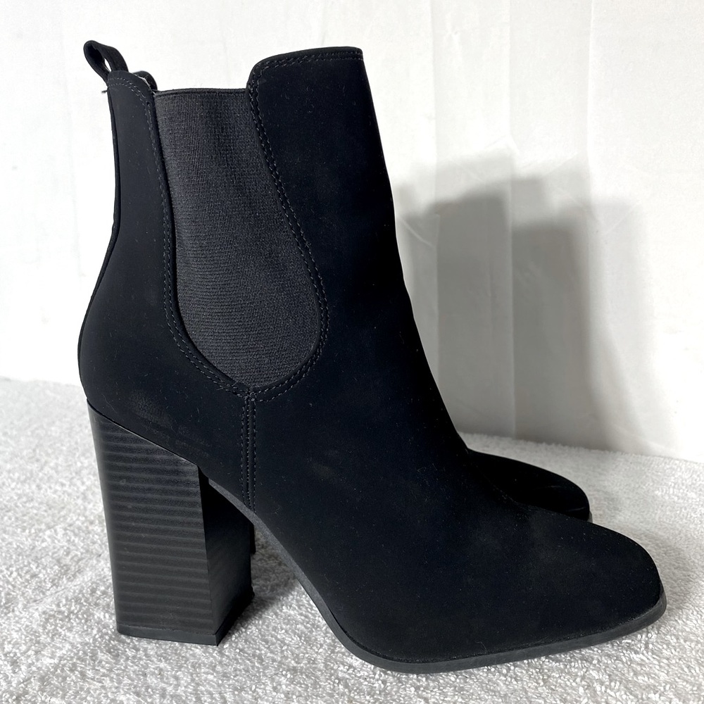 Fashion Nova Black Faux Suede Pull On Chunky Heel Ankle Boots 8